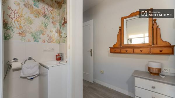 Apartamento de 2 dormitorios en alquiler en Valencia