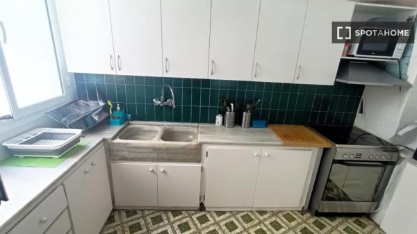 Dormitorio en piso compartido en Valencia