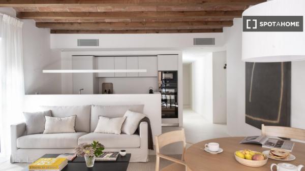 Apartamento entero de 3 habitaciones en Barcelona.