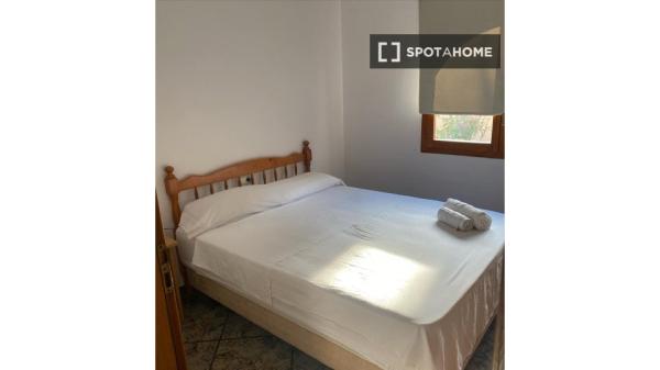 Apartamento de 5 habitaciones en alquiler en Calpe