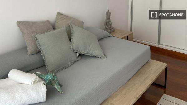 Apartamento de 3 dormitorios en alquiler en Jávea, Alicante