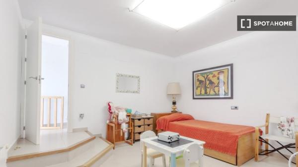 5-Zimmer-Wohnung zu vermieten in Jávea, Alicante