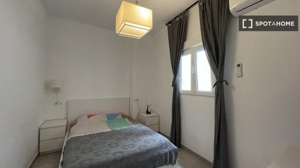 Appartement de 2 chambres à louer à Campoamor, Alicante