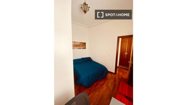 Apartamento de 1 dormitorio en alquiler en Casco Antiguo, Sevilla