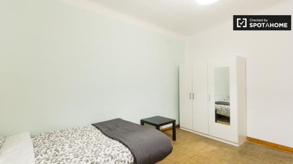 Compartir un apartamento de 9 dormitorios en Puerta del Sol, Madrid