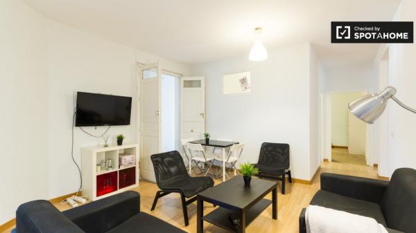 Compartir un apartamento de 9 dormitorios en Puerta del Sol, Madrid