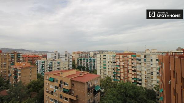 Comparte un apartamento de 2 dormitorios en Sant Martí, Barcelona