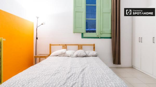 Grande quarto em apartamento de 12 quartos em Poblenou, Barcelona