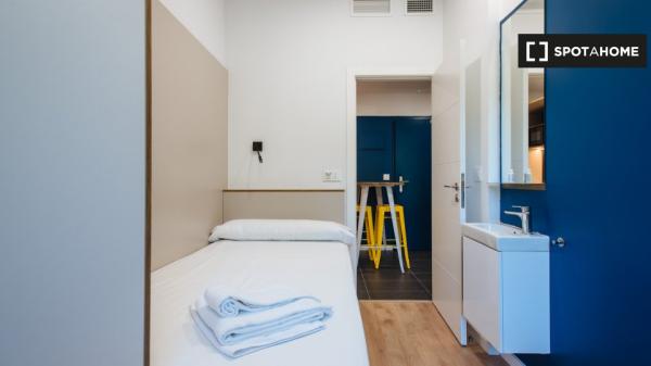 Quarto para alugar perto de Campus Reina Mercedes, Sevilha