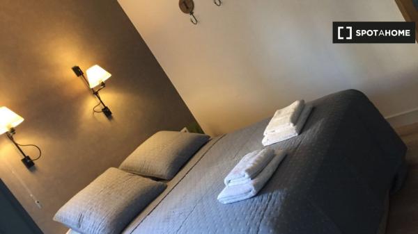 Apartamento de 2 dormitorios en alquiler en Les Corts, Barcelona