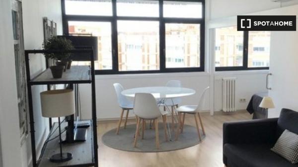 Apartamento de 1 dormitorio en alquiler en Les Corts, Barcelona