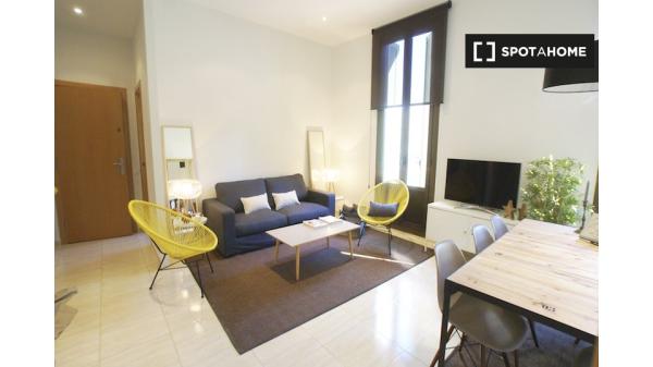 Apartamento de 3 dormitorios en alquiler en Esquerra Eixample, Barcelona