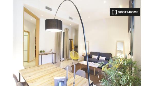 Apartamento de 3 dormitorios en alquiler en Esquerra Eixample, Barcelona