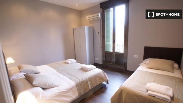 Elegante apartamento de 2 dormitorios en alquiler en l'Eixample Esquerra