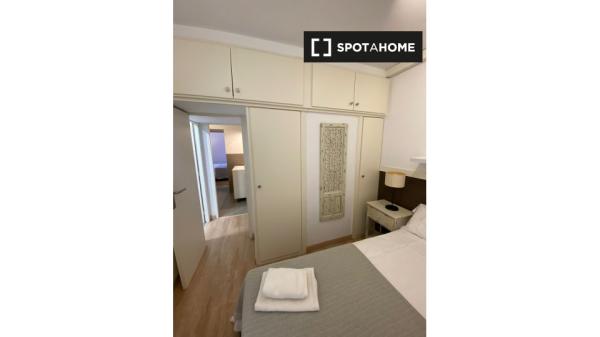 Apartamento de 2 dormitorios en alquiler en Les Corts, Barcelona