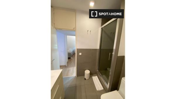 Apartamento de 2 dormitorios en alquiler en Les Corts, Barcelona