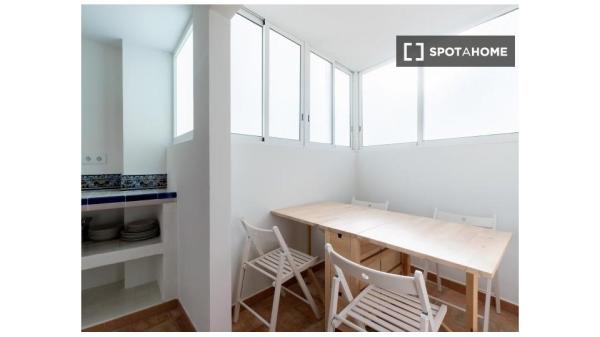 3-bedroom apartment for rent in Seville