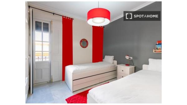 3-bedroom apartment for rent in Seville