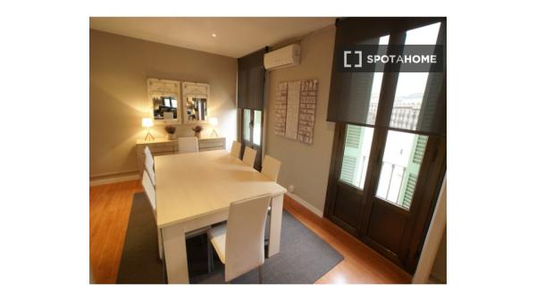 Apartamento de 2 dormitorios en alquiler en L'Esquerra de l'Eixample