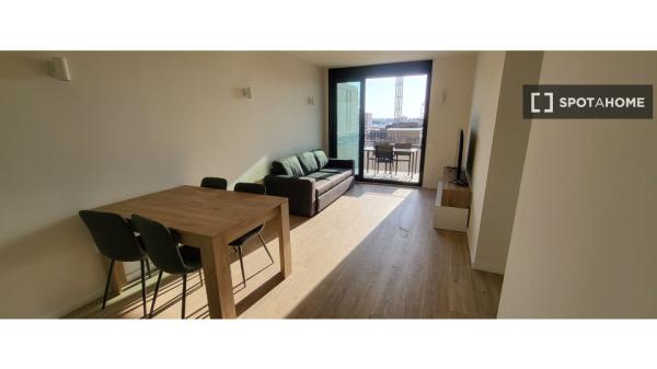 Apartamento entero de 2 dormitorios en Barcelona.