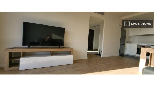 Apartamento entero de 2 dormitorios en Barcelona.