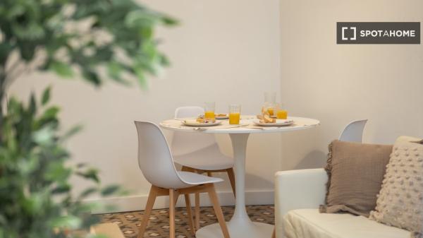 Habitaciones en apartamento de 5 dormitorios en Barcelona