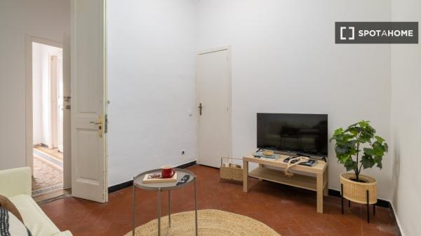 Zimmer zur Miete in 4-Zimmer-Wohnung in Barcelona