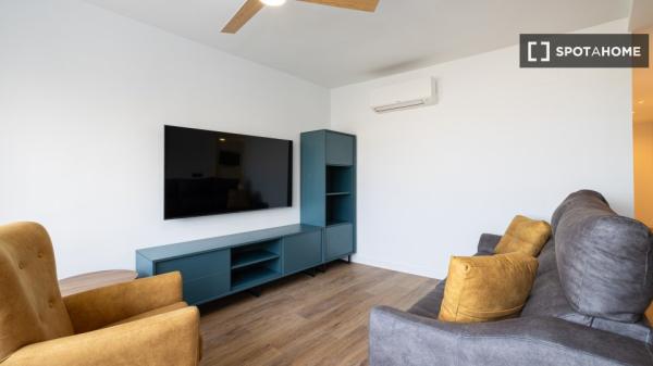 Apartamento completo de 2 dormitorios en Málaga