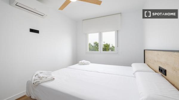 Apartamento completo de 3 dormitorios en Málaga