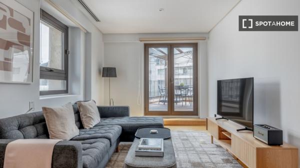 Apartamento de 2 dormitorios en alquiler en Chamartín, Madrid