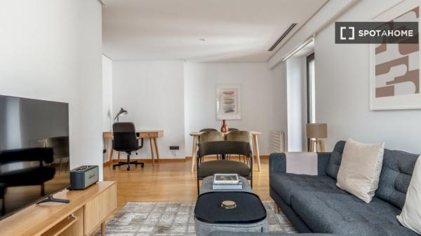 Apartamento de 2 dormitorios en alquiler en Chamartín, Madrid