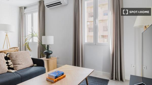 Apartamento de 2 dormitorios en Chamberí, Madrid