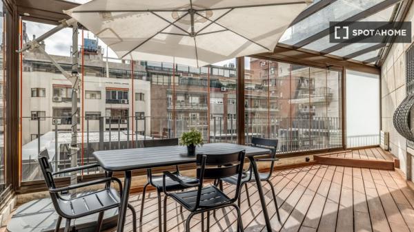 Apartamento de 2 dormitorios en alquiler en Chamartín, Madrid