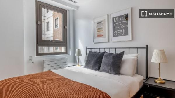 Apartamento de 2 dormitorios en alquiler en Chamartín, Madrid