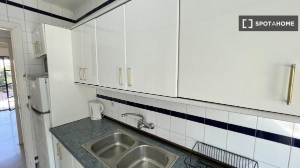 Quarto em apartamento compartilhado em Sevilla