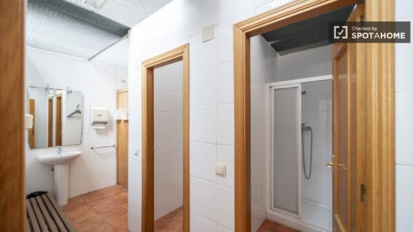 Apartamento de 2 dormitorios en alquiler en Campanar, Valencia