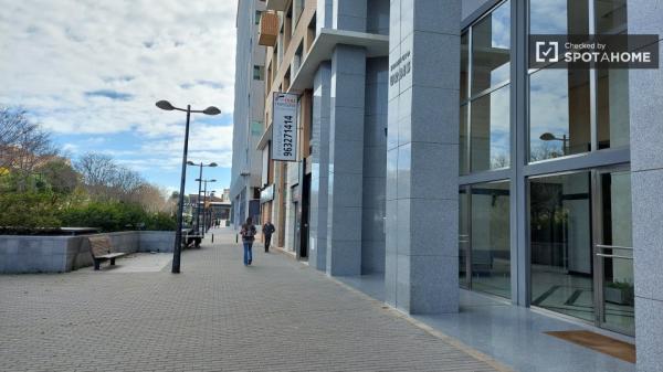 Appartement de 2 chambres à louer à Campanar, Valence