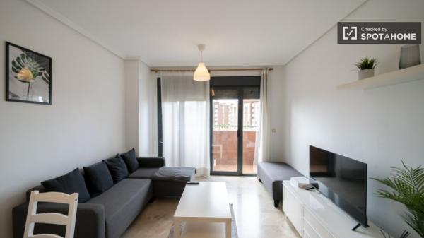 Apartamento de 2 dormitorios en alquiler en Campanar, Valencia