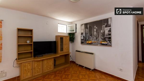 Zimmer zu vermieten in 2-Zimmer-Haus in Puente de Vallecas