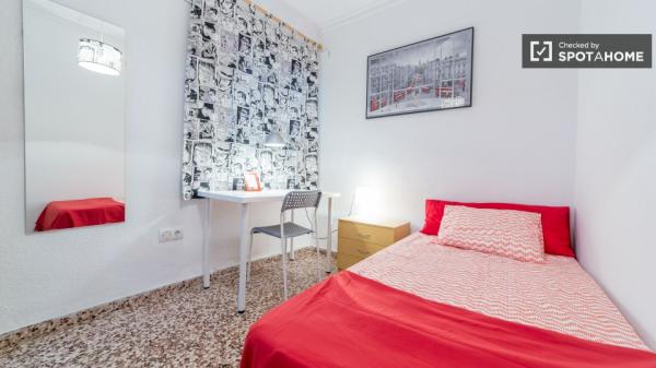 Begrüßungszimmer in einer Wohngemeinschaft in Jesus, Valencia