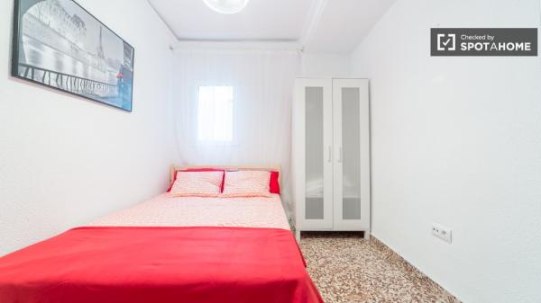 Begrüßungszimmer in einer Wohngemeinschaft in Jesus, Valencia