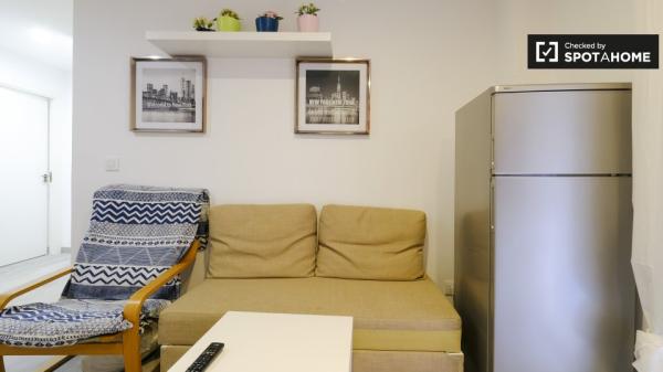 Encantadora habitación en alquiler en Puerta del Ángel, Madrid