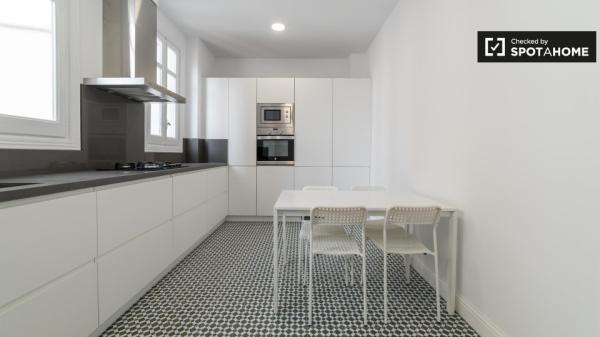 Acogedora habitación en alquiler, apartamento, Extramurs, Valencia