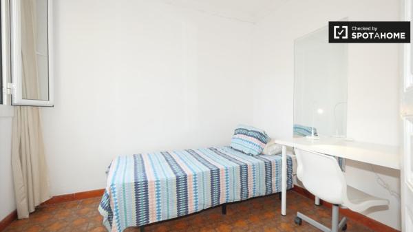 Se alquila habitación, apartamento de 4 dormitorios, L'Esquerra de l'Eixample