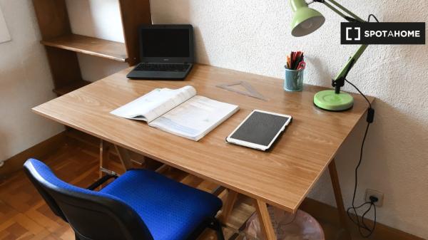 Habitación en piso compartido en Pamplona