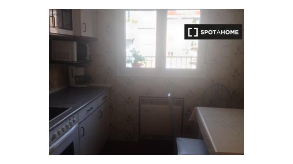 Quarto em apartamento compartilhado em Pamplona