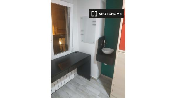 Habitación en piso compartido en Zaragoza