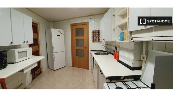 Habitación en piso compartido en Salamanca