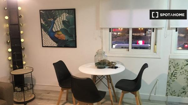 Habitación en piso compartido en Alicante