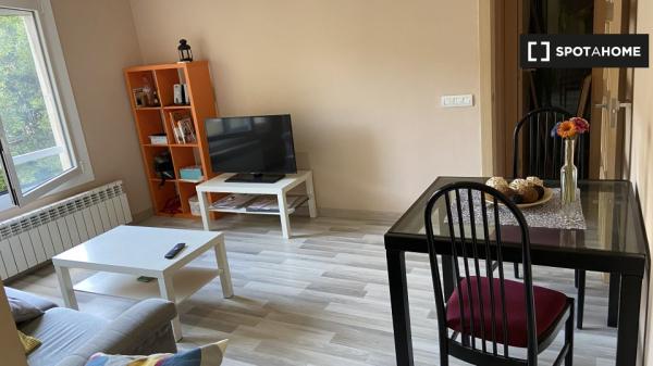 Habitación en piso compartido en barcelona.